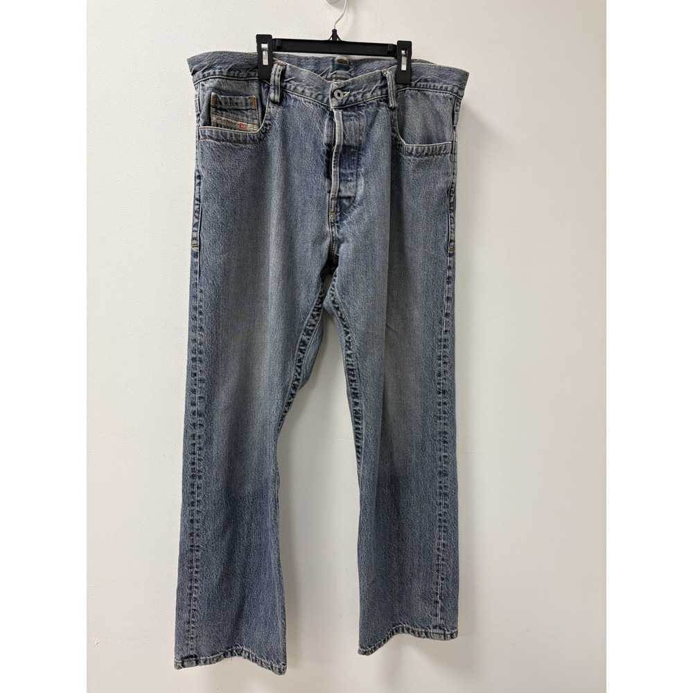 Diesel Industry Mens Straight Leg Jeans Button Fly Med Wash Blue Denim Sz 38x32